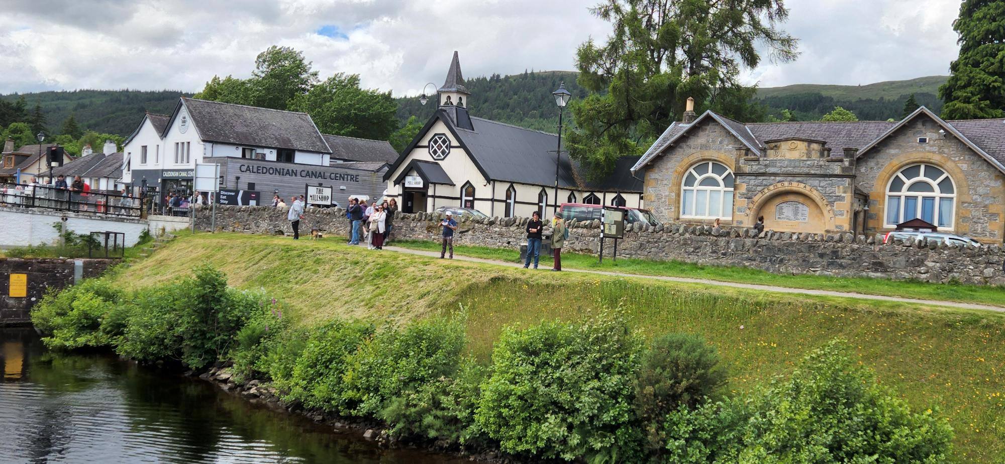 Caledonian Canal Centre et écluses