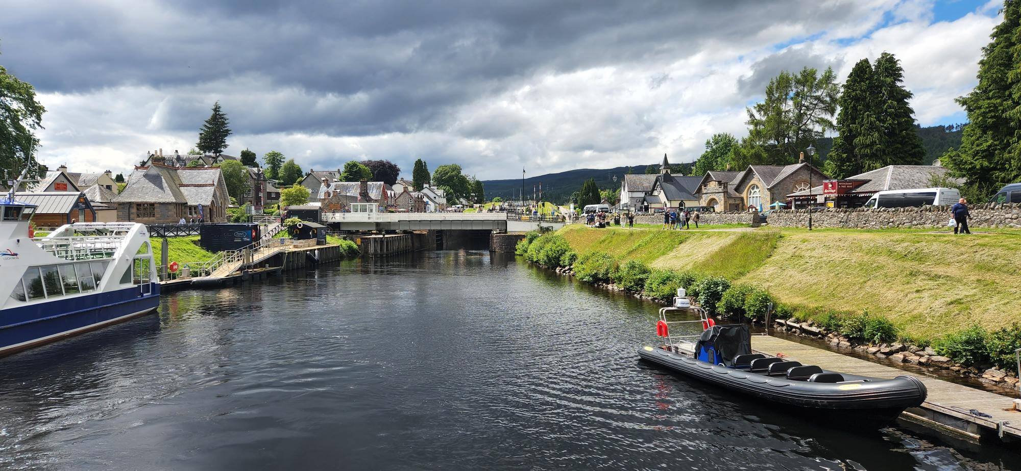 Fort Augustus depuis le loch