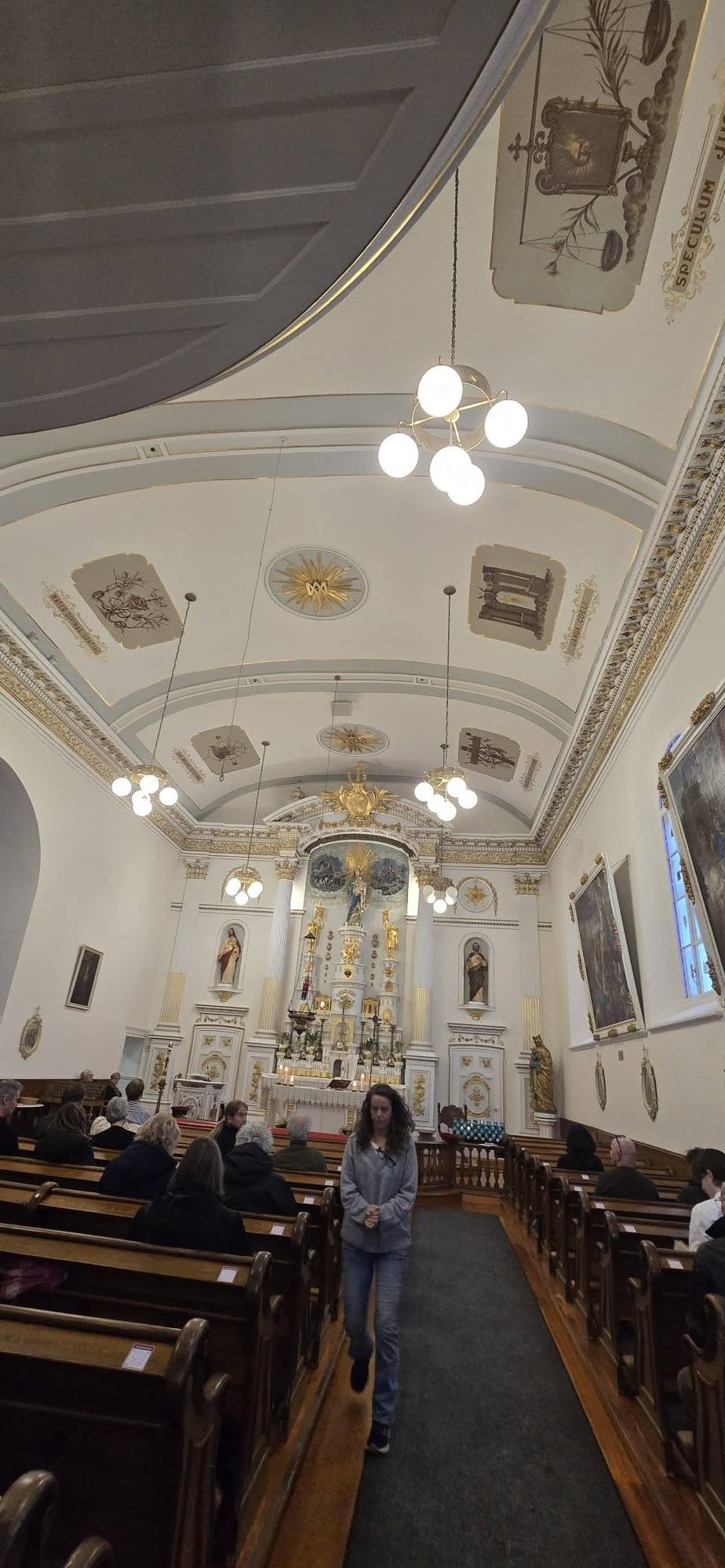 Fidèles pendant la messe